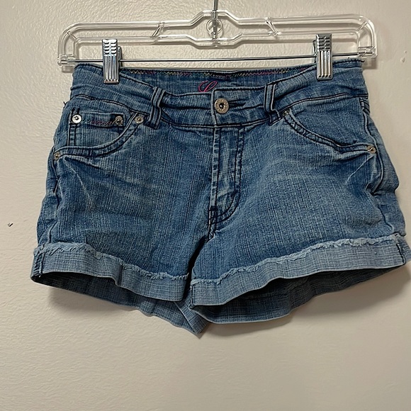Levi’s cute jean shorts. Bright colored embroidered pockets. Sz 16 slim - Picture 2 of 4